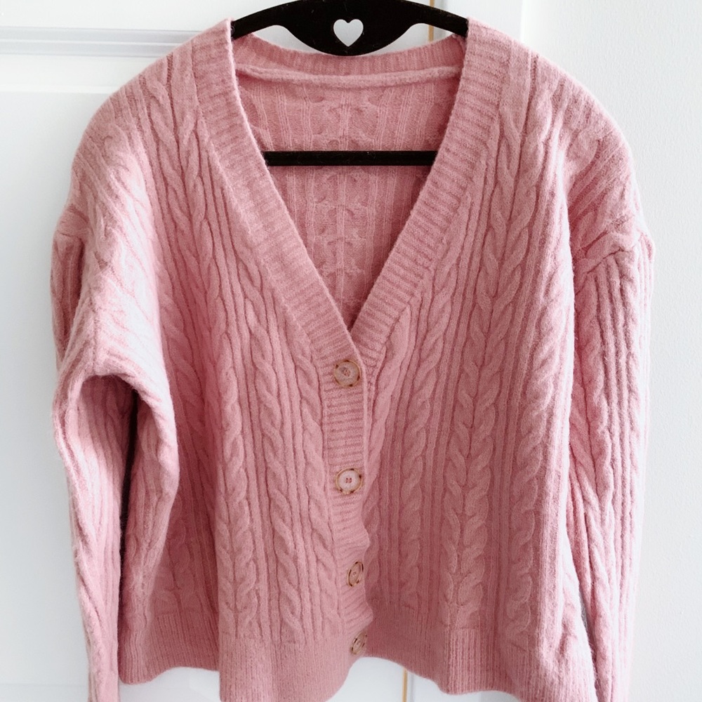 Cardigan sweater for women